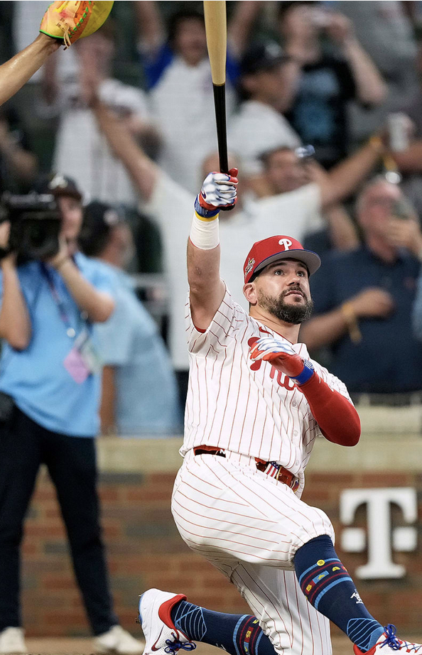 Kyle Schwarber hits 3 HR on 3 pitches in the first ever All Star Game Swing off to give the senior circuit the win!